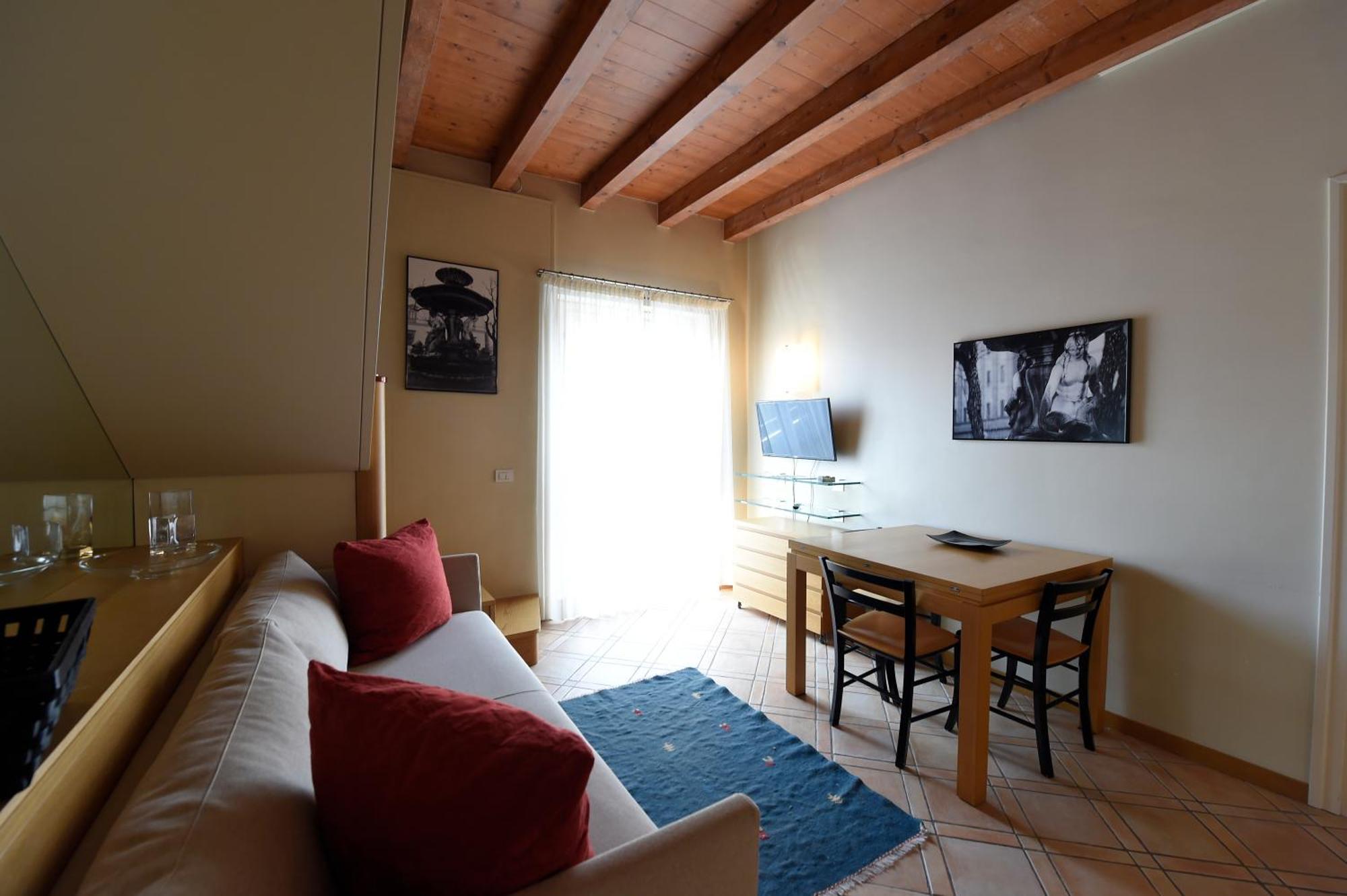 Ascanio Sforza - Suites & Apartments Milán Pokoj fotografie