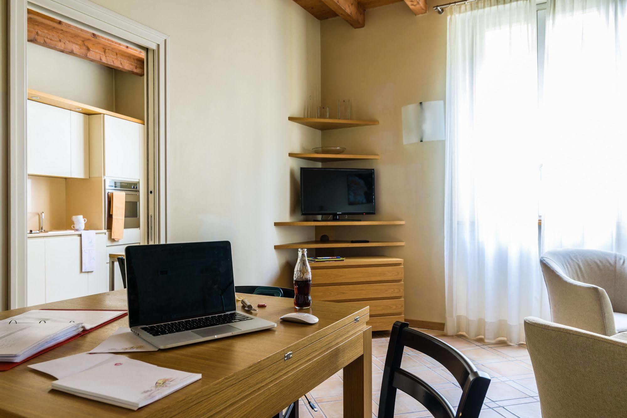 Ascanio Sforza - Suites & Apartments Milán Exteriér fotografie